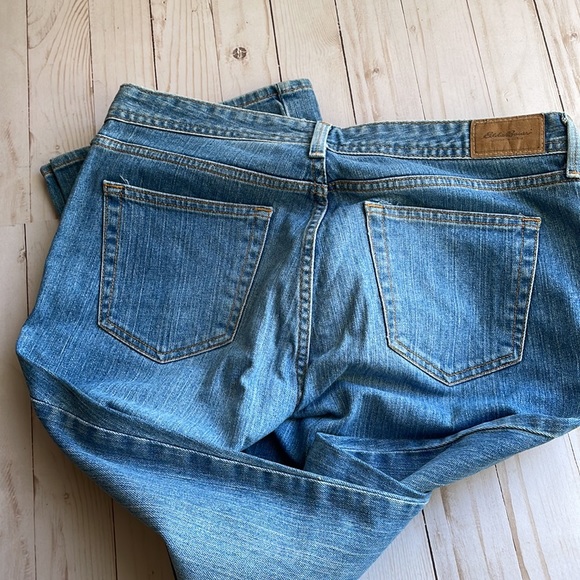 Women’s Eddie Bauer Boot Cut Jeans - See Pictures for Measurements - Picture 4 of 7